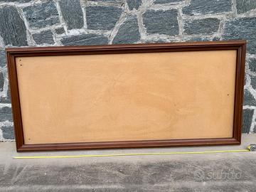 cornice di legno con fondo