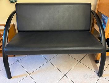 Divanetto sala d’attesa