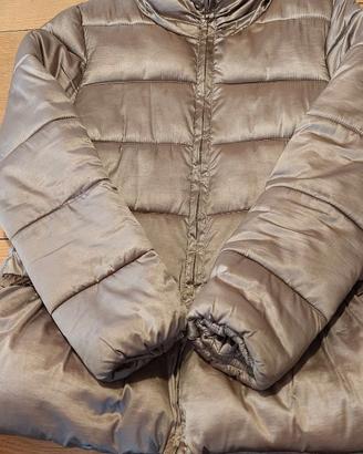 Giubbotto bambina con particolare a ruota nel fo