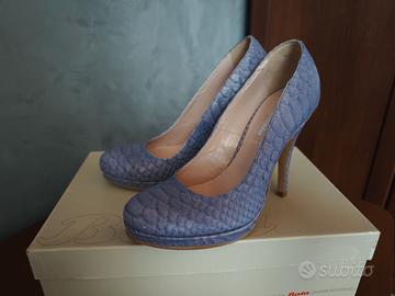 DÉCOLLETÉ VIOLA BATA 35