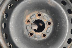 Cerchi in Ferro Ford da 16