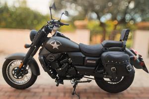 Moto UM Renegade Commando 300 verde militare 