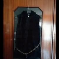 Gilet nero in pelliccia sintetica donna 