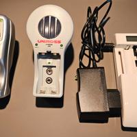 Caricabatterie universali per pile ricaricabili