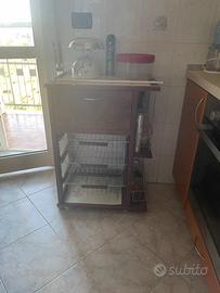 Carrello da cucina in legno