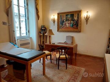 Stanza spaziosa STUDIO MEDICO