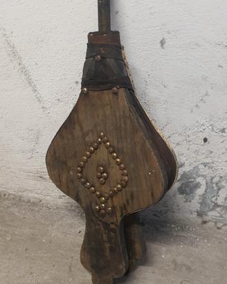 Soffietto per camino vintage in legno e pelle 