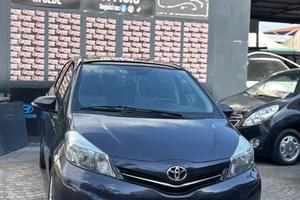 Toyota Yaris 1.3 5 porte Lounge