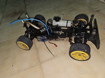 macchinina a scoppio 