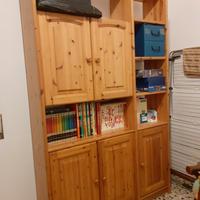 Mobile libreria in legno di pino