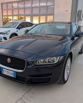 Jaguar XE 2.0 D 180 CV aut. Prestige