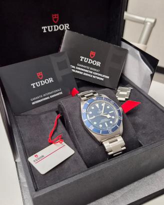 Tudor Black Bay 58 colore Blu