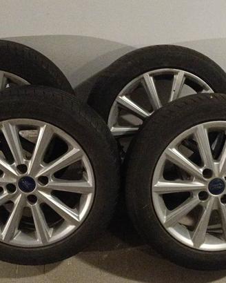 set Cerchi in Lega Ford 16" con Gomme 195/55 R16