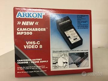 Caricabatteria Arkon per auto MP200