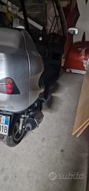 renault full time 150 cc. 800 Km, pari al nuovo 
