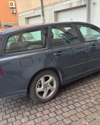 Volvo V50 D2 POLAR
