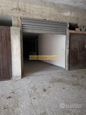 San Lorenzo al mare magazzino/garage