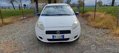 Fiat grande punto l'unico proprietario