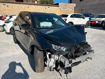 Peugeot 2008 BlueHDi 130 S&S EAT8 Allure sinistrat