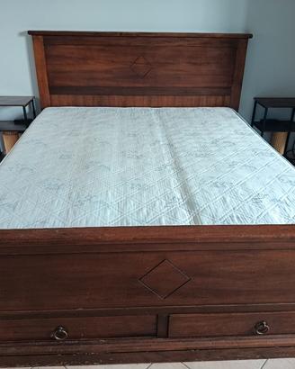letto in noce con doghe senza materasso 