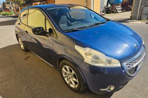 Peugeot 208 diesel 2012