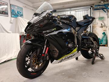 Kawasaki ZX10R 