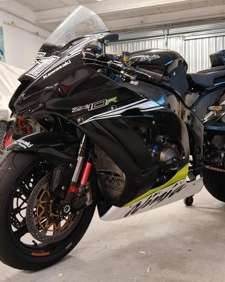 Kawasaki ZX10R 