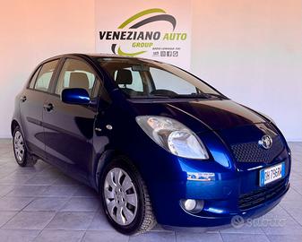 Toyota Yaris SOL 5p automatica