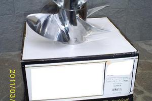 Mercruiser eliche bravo three p24