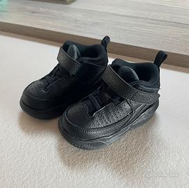 Jordan Max Aura 5 scarpe bambino taglia 22