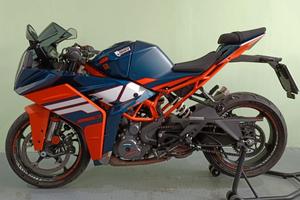 KTM RC 390 2024 