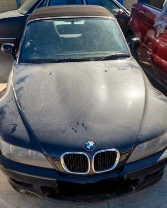 BMW Z3 restyling 2.2 i anno 2001 per ricambi (2a)