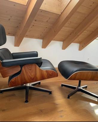 Poltrona Lounge Chair stile Eames con ottoman