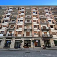 2 LOCALI A COSENZA