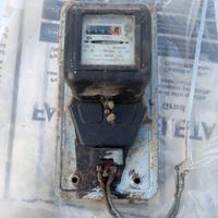 vecchio contatore elettrico