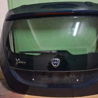 portellone posteriore lancia y anno 2018