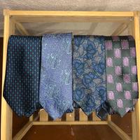 cravatte diversi marchi