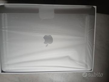 Mac Book Air da 13 con chip Apple M1 con garanzia.
