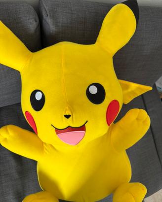 Peluche Pikachu Pokémon gigante 50cm
