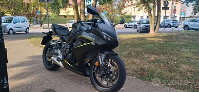 Honda CBR 650 R 2026