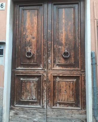 portone legno