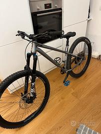 Commencal meta ht 2023