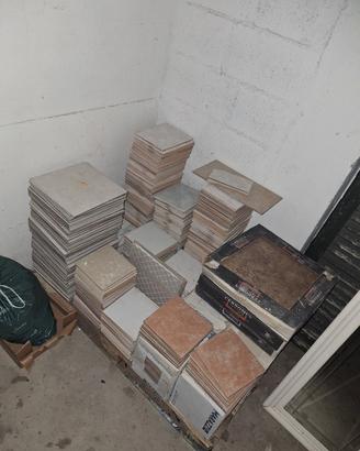 Piastrelle, mattonelle della MARAZZI/ CERDOMUS CER