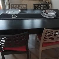 tavolo in legno e acciaio