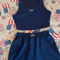 Canottiera e pantaloncini