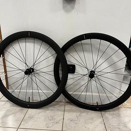 RUOTE RESERVE 42-49 DT SWISS 350 + sella