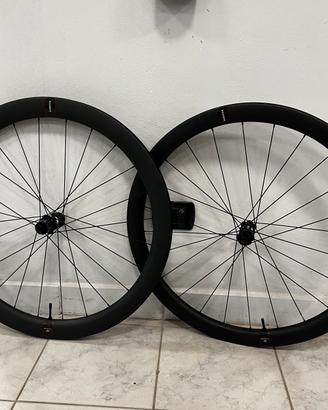 RUOTE RESERVE 42-49 DT SWISS 350 + sella