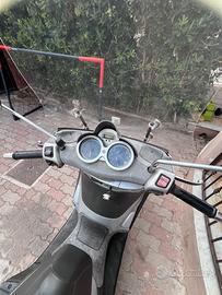 Beverly 250