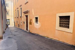 MULTILOCALE A L'AQUILA