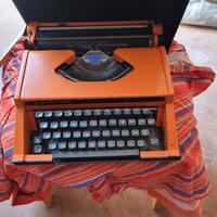 Macchina da scrivere